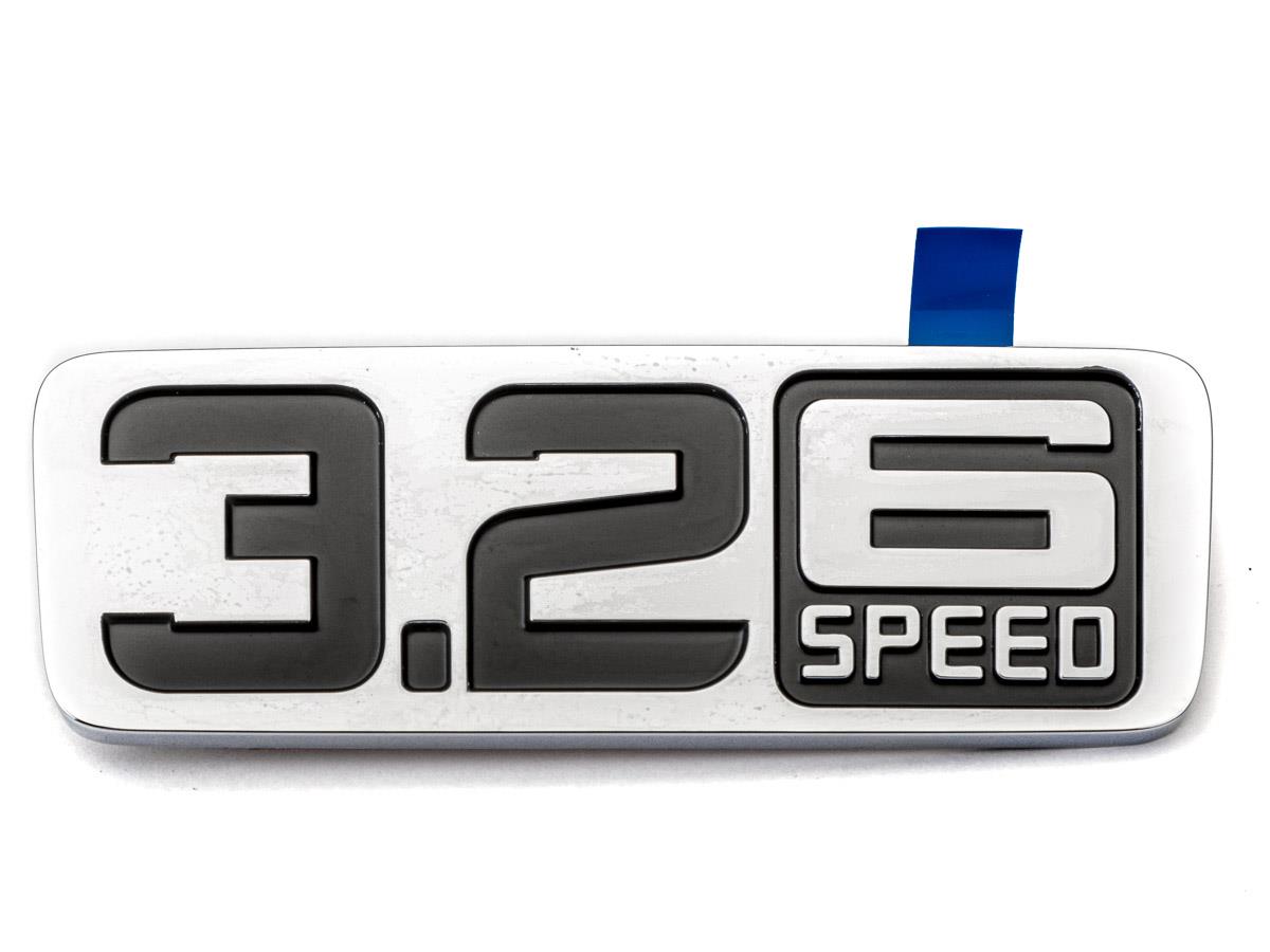 PLACA EMBLEMA "3 2" LATERAL