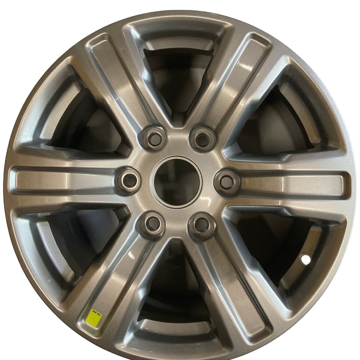 LLANTA DE ALEACI&Oacute;N DE ALUMINIO R17 X 8