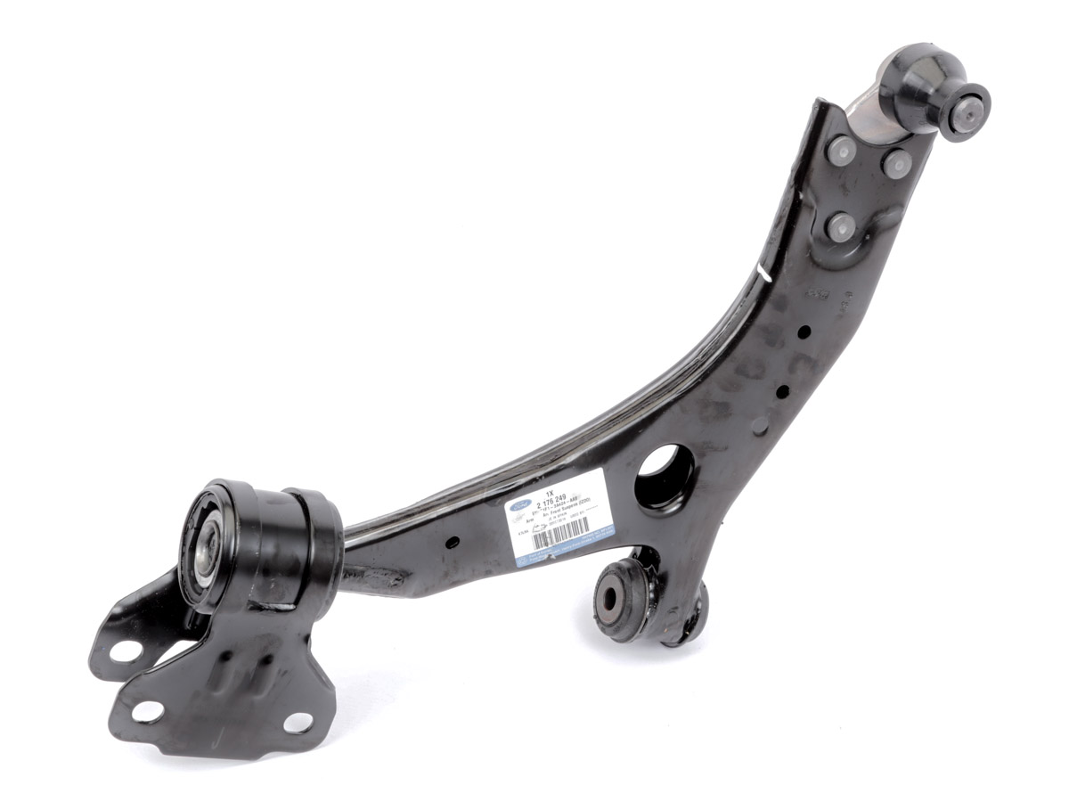 BRAZO INFERIOR DE SUSPENSIÓN DELANTERA LADO IZQUIERDO (CON ARTICULACIONES)