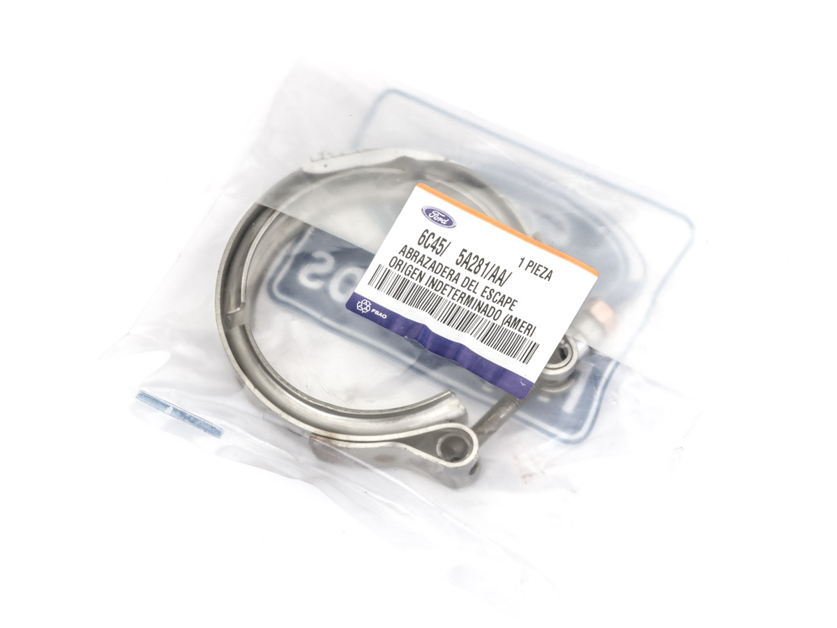 ABRAZADERA DEL TUBO DELANTERO DE ESCAPE