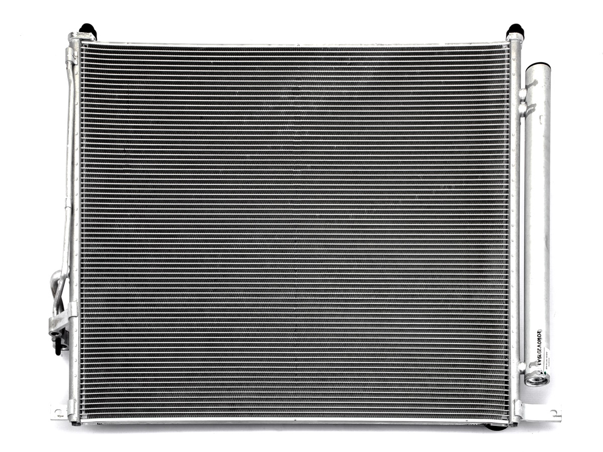 CONDENSADOR DEL AIRE ACONDICIONADO