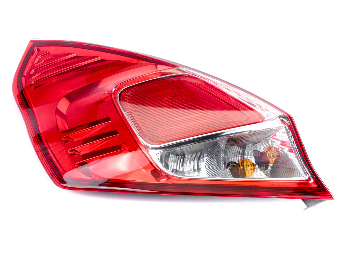 FARO TRASERO COMPLETO - LADO IZQUIERDO