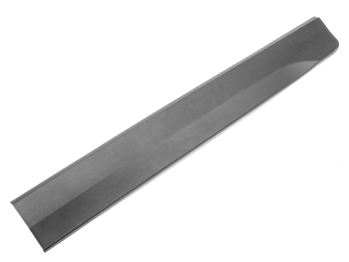 MOLDURA DE PUERTA DELANTERA LADO DERECHO (GRIS)